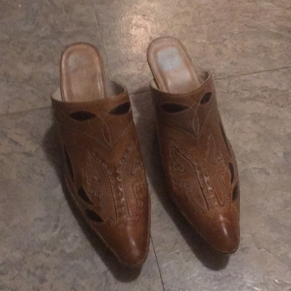 Frye clogs/ size 10/ never worn outside the house